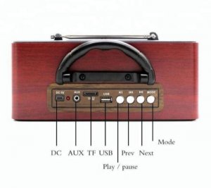 Bluetooth zvucnik Retro dizajn FM USB AUX